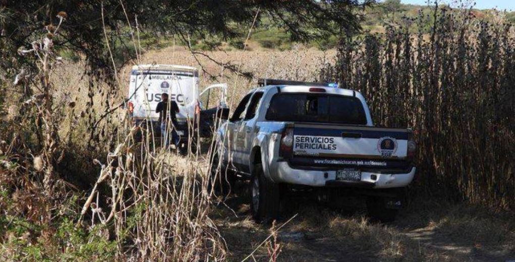 Hallan Cuerpos En Fosa Clandestina En Tar Mbaro Michoac N El