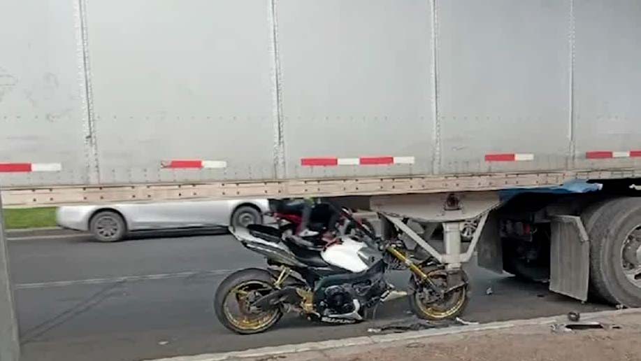 Motociclista Choca Con Tr Iler Y Muere Al Instante El Heraldo De San