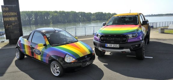 "Very Gay Raptor": la pickup diseñada para celebrar el Orgullo