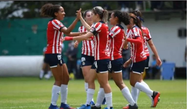 Chivas femenil derrota a Mazatlán y es líder