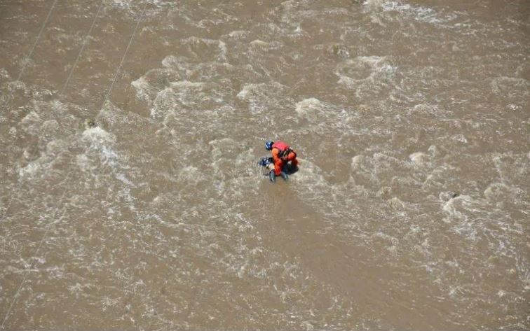 Rescatan el cuerpo de un hombre del Río Santiago; van dos casos en una semana