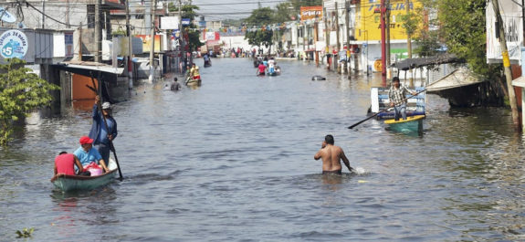 Suman 11 muertos, entre ellos 5 niños, por el huracán "Grace" en México