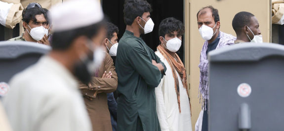 Talibanes confirman ataque de EU y explosión que dejó 6 muertos