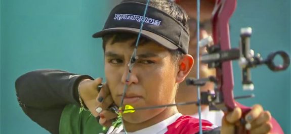 El arquero potosino Rodrigo Olvera se colgó la medalla de oro en el campeonato mundial juvenil