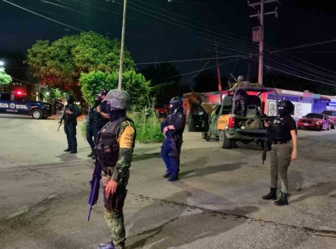 Persecución termina con detención de hombres armados y droga en Culiacán