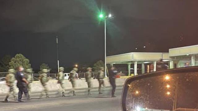 Suman 14 militares mexicanos detenidos tras cruzar frontera con Estados Unidos