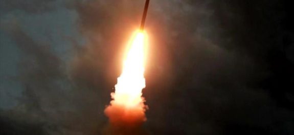 Corea del Norte lanza un misil de crucero de largo alcance