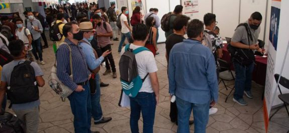 Empleo formal liga ocho meses al alza y se acerca a nivel prepandemia