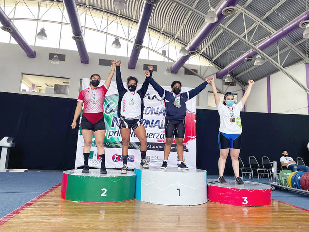 Mariana Meza se coronó campeona nacional en levantamiento de pesas  