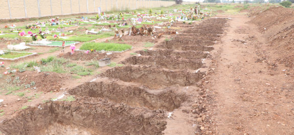 Alta demanda de servicios funerarios en Panteón de Milpíllas