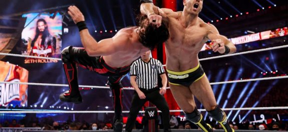 Cesaro se lamenta por Roman Reigns y elogia a Seth Rollins