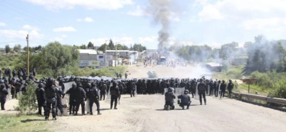 Detienen ex mandos policiales por operativo en Nochixtlán, Oaxaca