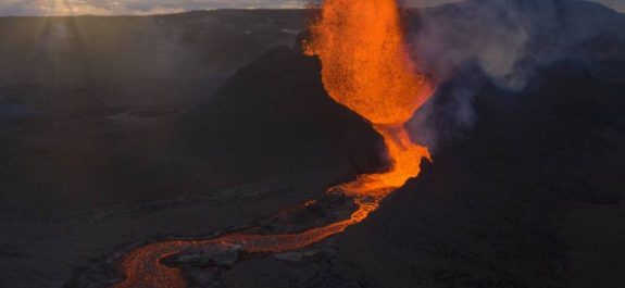 Erupción volcán