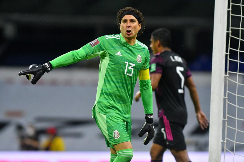 Guillermo Ochoa, el portero con más actividad en 2021