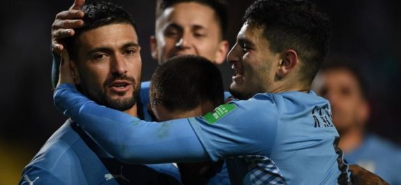 Uruguay volvió a la victoria tras golear a Bolivia en eliminatoria
