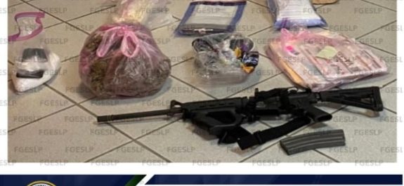 Aseguraron, en cateo, droga y arma, hay un detenido