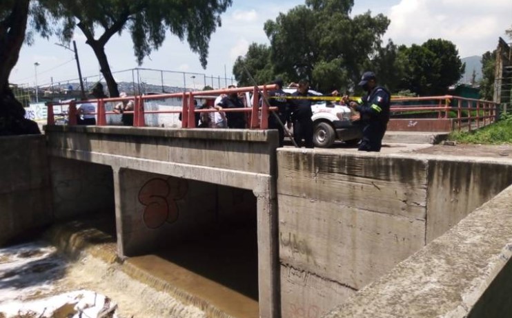 Hallan cuerpo de hombre en caudal de río en la autopista México Pachuca