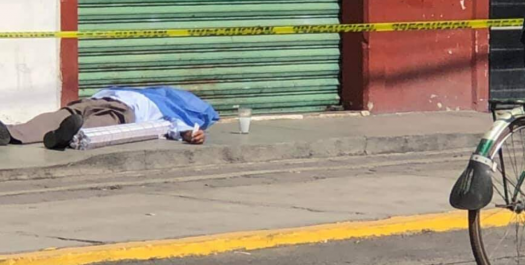 Falleció desconocido en la calle