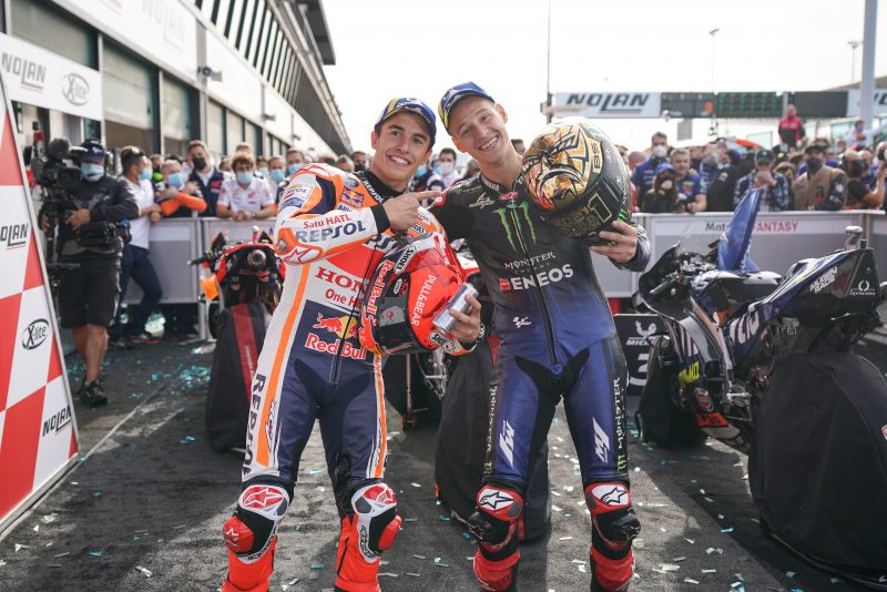 Carrerón de MotoGP en Misano, el piloto francés Fabio Quartararo se corona campeón mientras que Marc Márquez logra la victoria