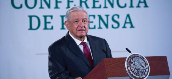 AMLO niega haber "metido mano" en liberación de Guillermo Padrés, exgobernador de Sonora