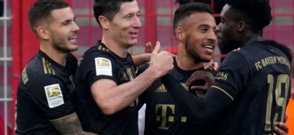 Bayern Munich continúa líder de la Bundesliga tras golear a Unión Berlín