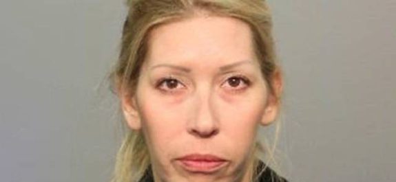 Arrestan a madre acusada de organizar fiestas sexuales para adolescentes en California