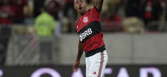 futbol Bruno Henrique