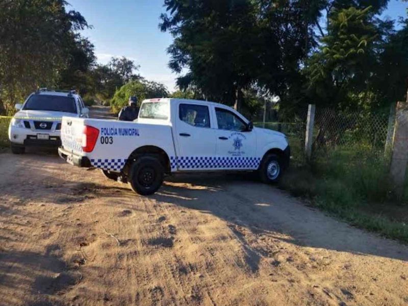 Hallan muertas a bebé de 8 meses y a su madre en camino de terracería de Oaxaca