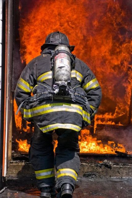 Incendio en casa habitación, severos daños