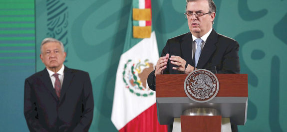 Marcelo Ebrard avisa que buscará la presidencia en 2024 con Morena