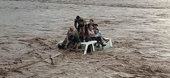 Se desborda río en Nayarit tras paso de “Pamela”