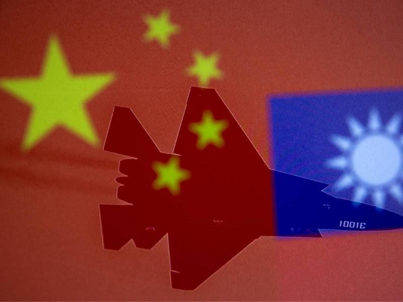 EU lanza advertencia a China por maniobras "provocativas" cerca de Taiwán