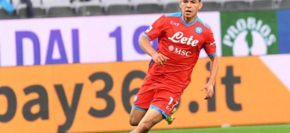 Napoli remontó con gol de Chucky y reforzó el liderato en la Serie A