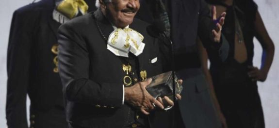 Vicente Fernández