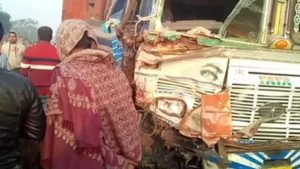Accidente de tráfico en India deja al menos 18 muertos
