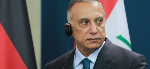 Primer ministro de Irak sale ileso de intento de asesinato; lo atacaron con dron bomba
