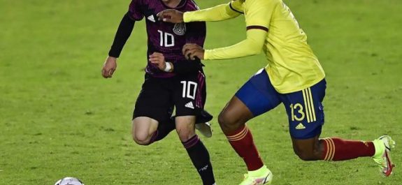 Tri sub 20 firma polémico empate con Colombia