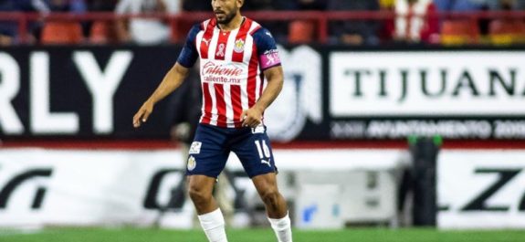 "Me encantaría retirarme aquí": Miguel Ponce sueña con finalizar su carrera en Chivas