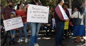 Comuneros protestan contra decreto presidencial