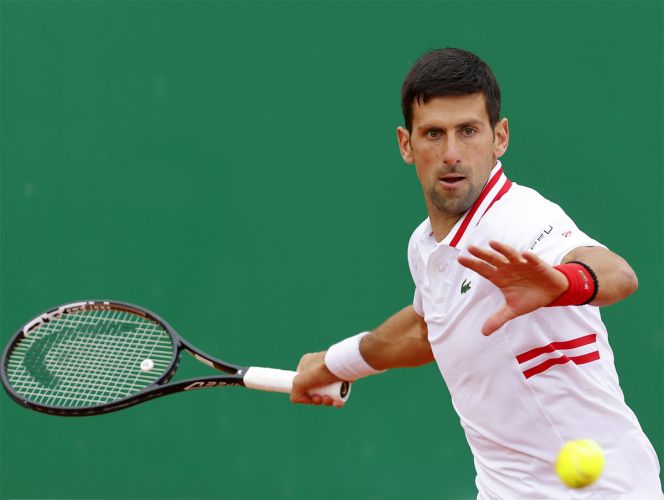 Djokovic sigue