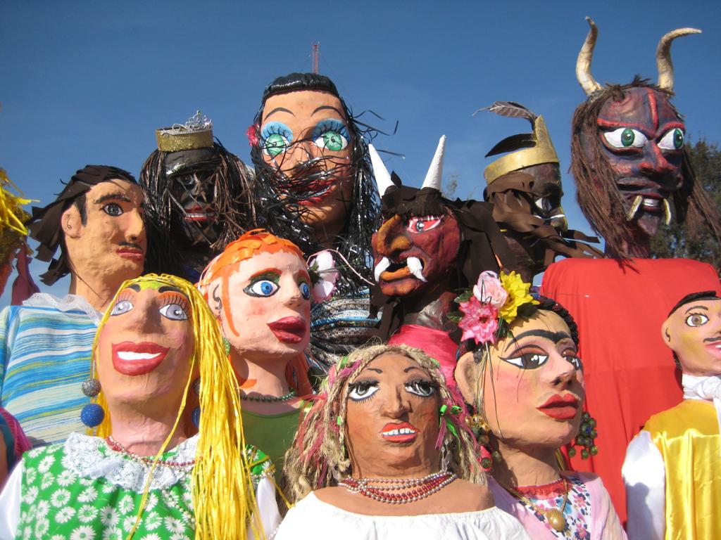 Máscaras de carnaval y mojigangas en el Museo Federico Silva