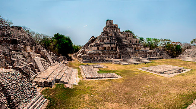 Zona maya arqueologica