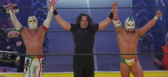 HERMANOS LEE VENCIERON A 'LOS HARDYS' EN EL EVENTO ESTELAR