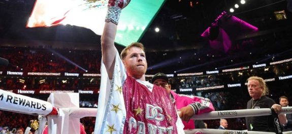 Canelo" Álvarez