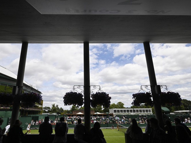 El mexicano Rodrigo Pacheco avanza en Wimbledon