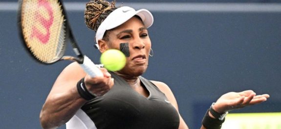 Serena Williams se acerca a la luz en Toronto