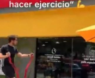 Primer-Oxxo-fitness-de-Mexico-tiene-aparatos-para-hacer-ejercicio-1