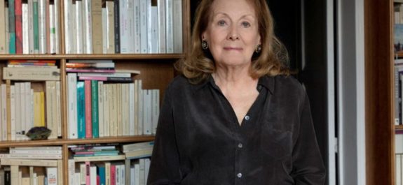 Premio-Nobel-de-Literatura-2022-se-otorga-a-la-autora-francesa-Annie-Ernaux