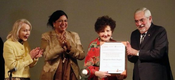 La-escritora-Margo-Glantz-gana-el-Premio-Internacional-Carlos-Fuentes-2022