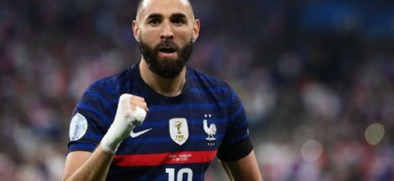 Karim-Benzema-anuncia-su-retiro-de-la-seleccion-francesa